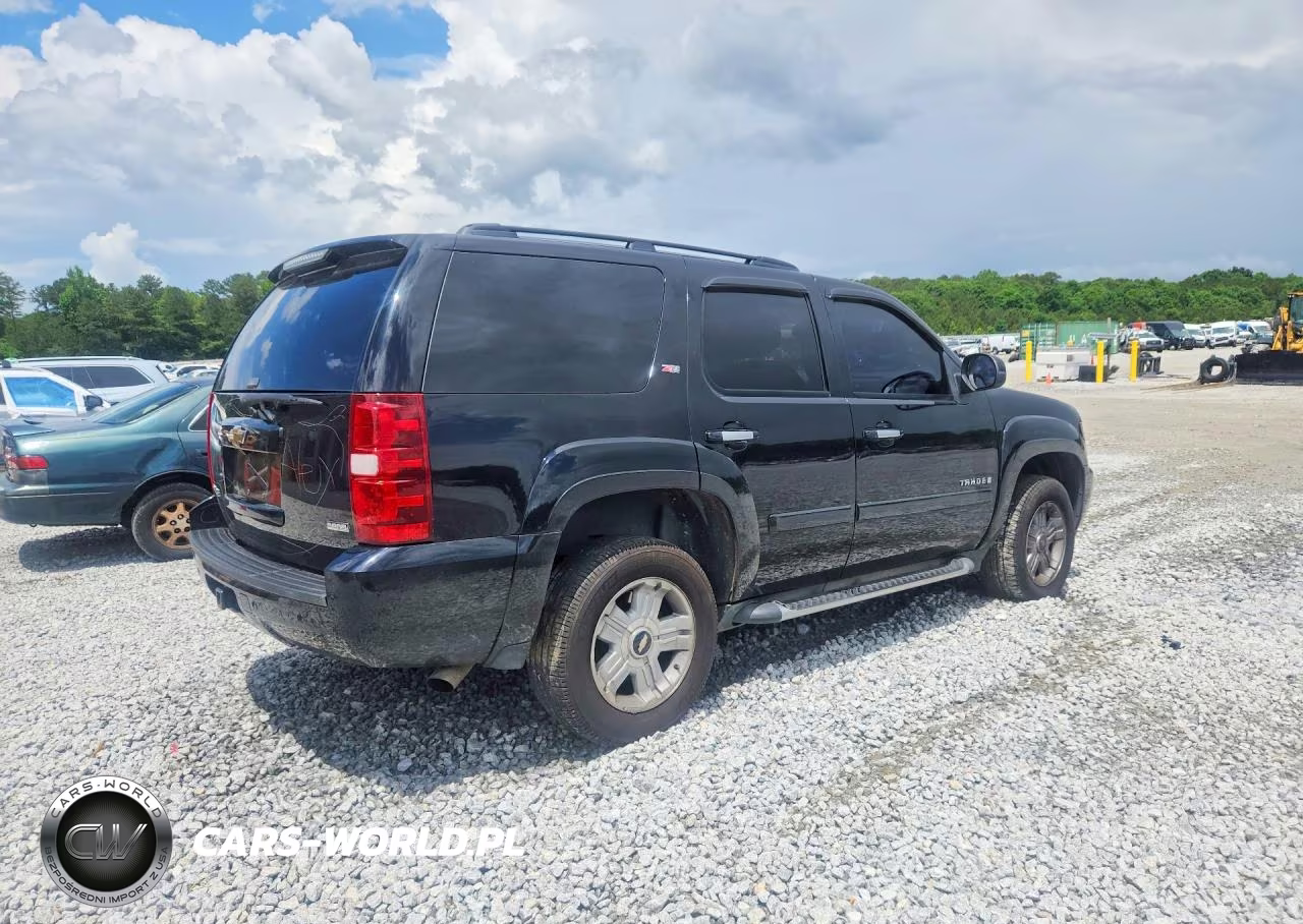 2007 Chevrolet Tahoe K1500 VIN:1GNFK13027R384477 - 3