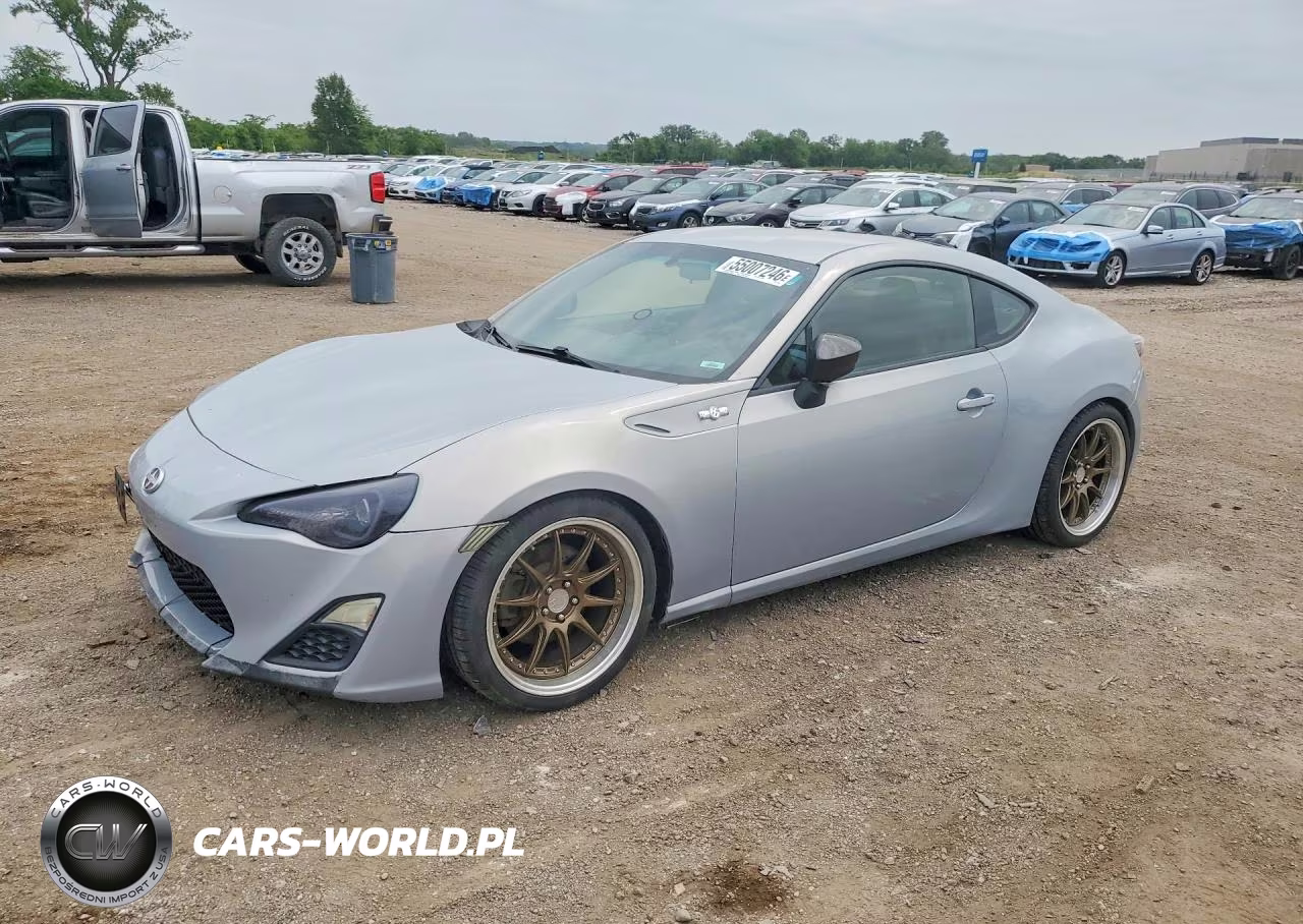 2013 Scion Fr-S 10 Series – zdjęcie 1 z 12