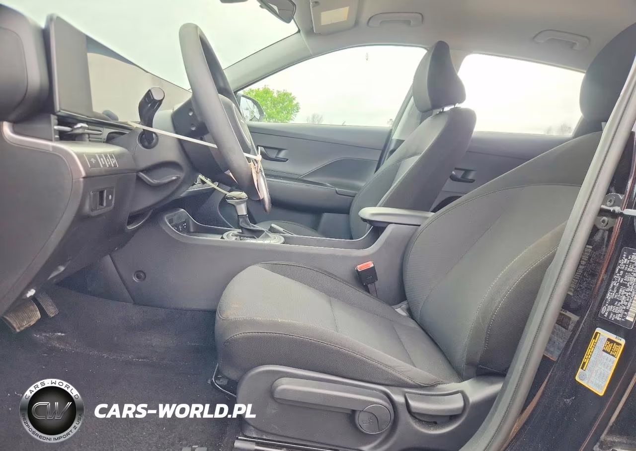 2026 Hyundai Kona Se VIN:KM8HACAB8TU348493 - 7