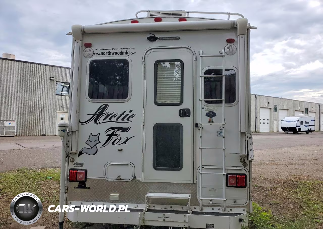 2019 North Country Arctic Fox 865 VIN:1NCJ865NXK0114718 - 8