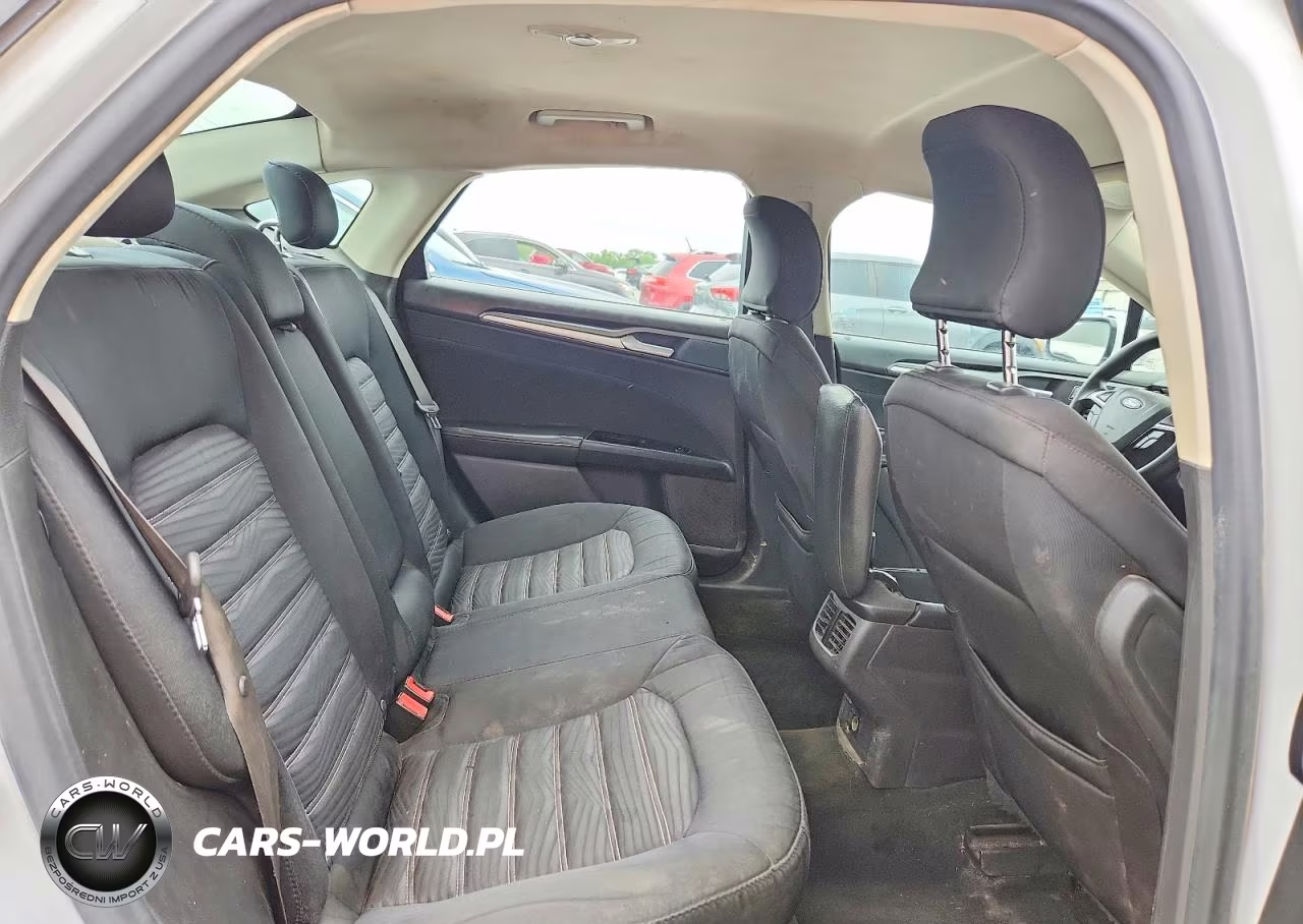 2016 Ford Fusion Se VIN:3FA6P0H79GR200513 - 10