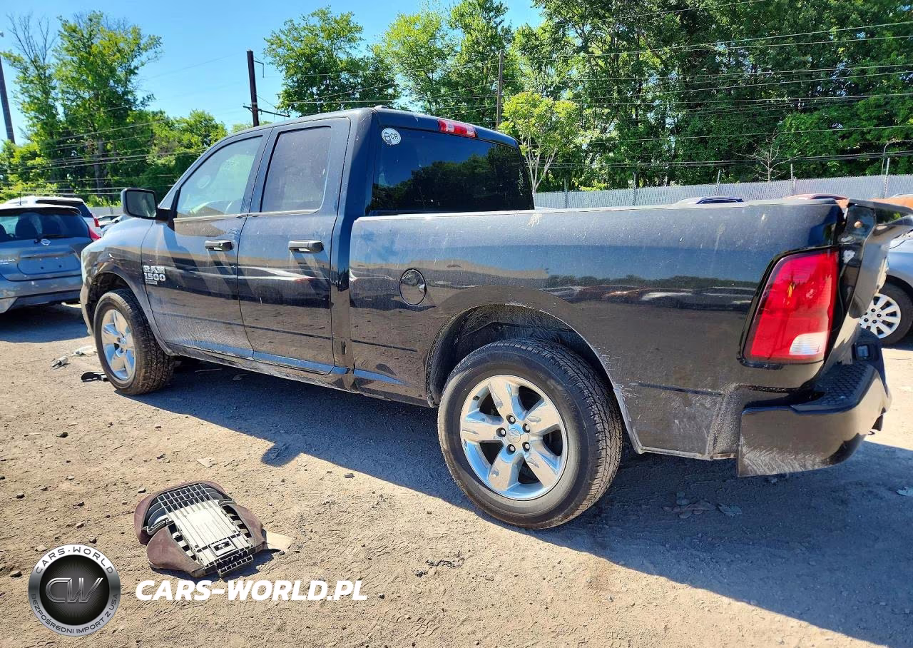 2019 Ram 1500 Classic Tradesman VIN:1C6RR7FG8KS536381 - 2