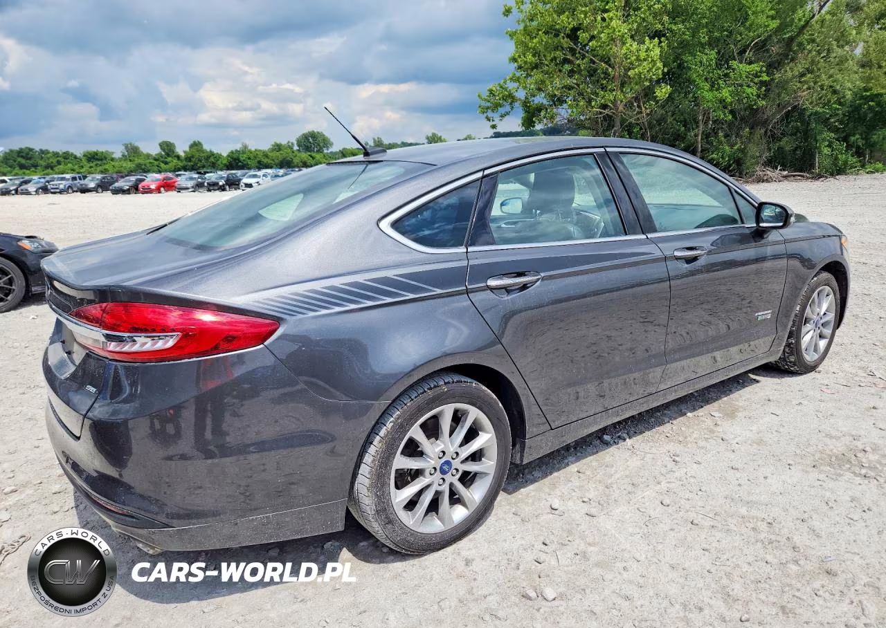 2018 Ford Fusion Se Phev VIN:3FA6P0PU4JR190634 - 3