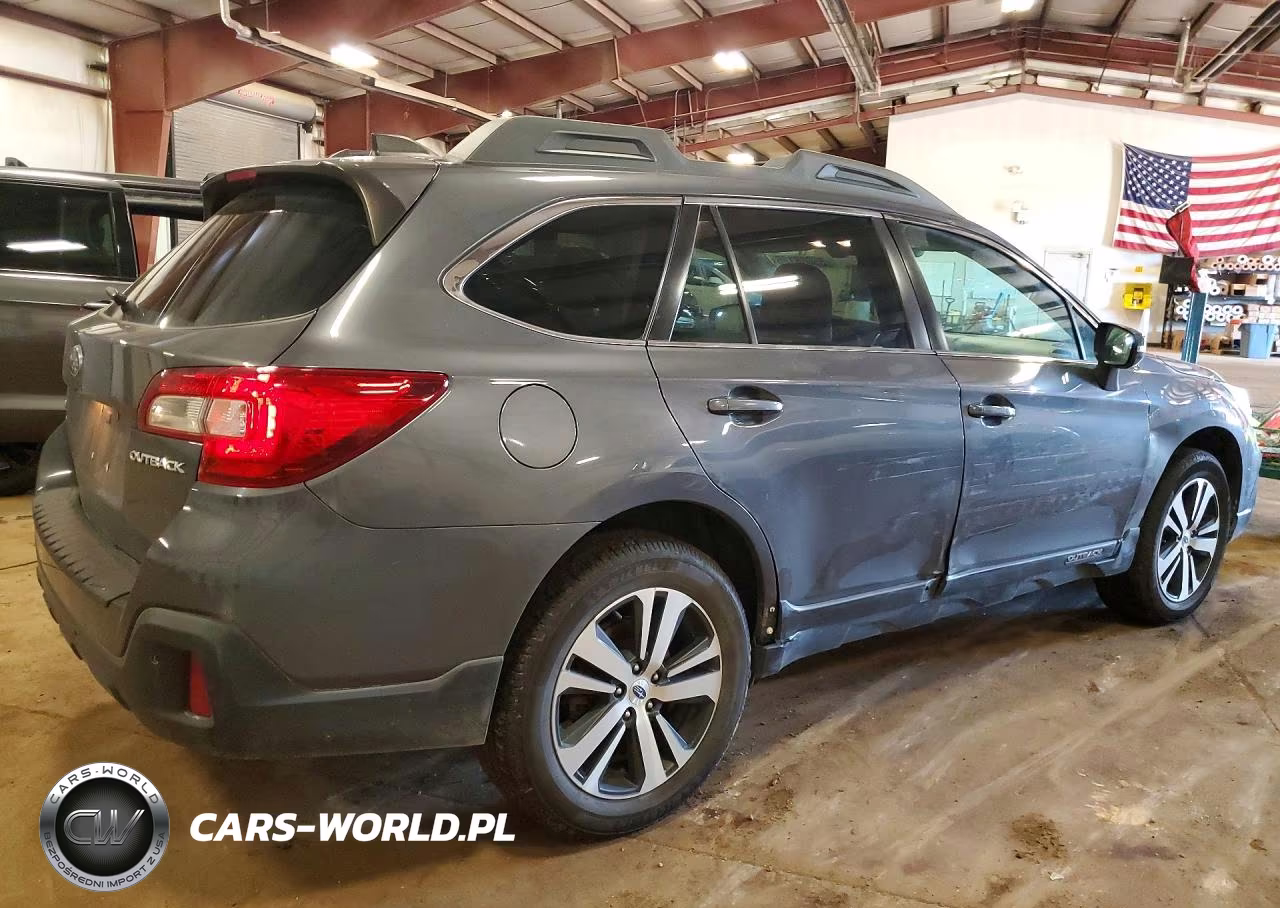 2018 Subaru Outback 2.5I Limited VIN:4S4BSANC0J3213960 - 3