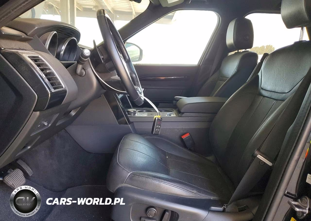 2020 Land Rover Discovery Se VIN:SALRG2RV8L2424265 - 7
