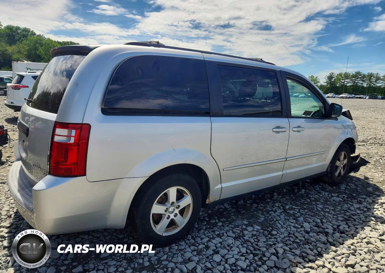 2010 Dodge Grand Caravan Se VIN:2D4RN4DEXAR181575 - 3