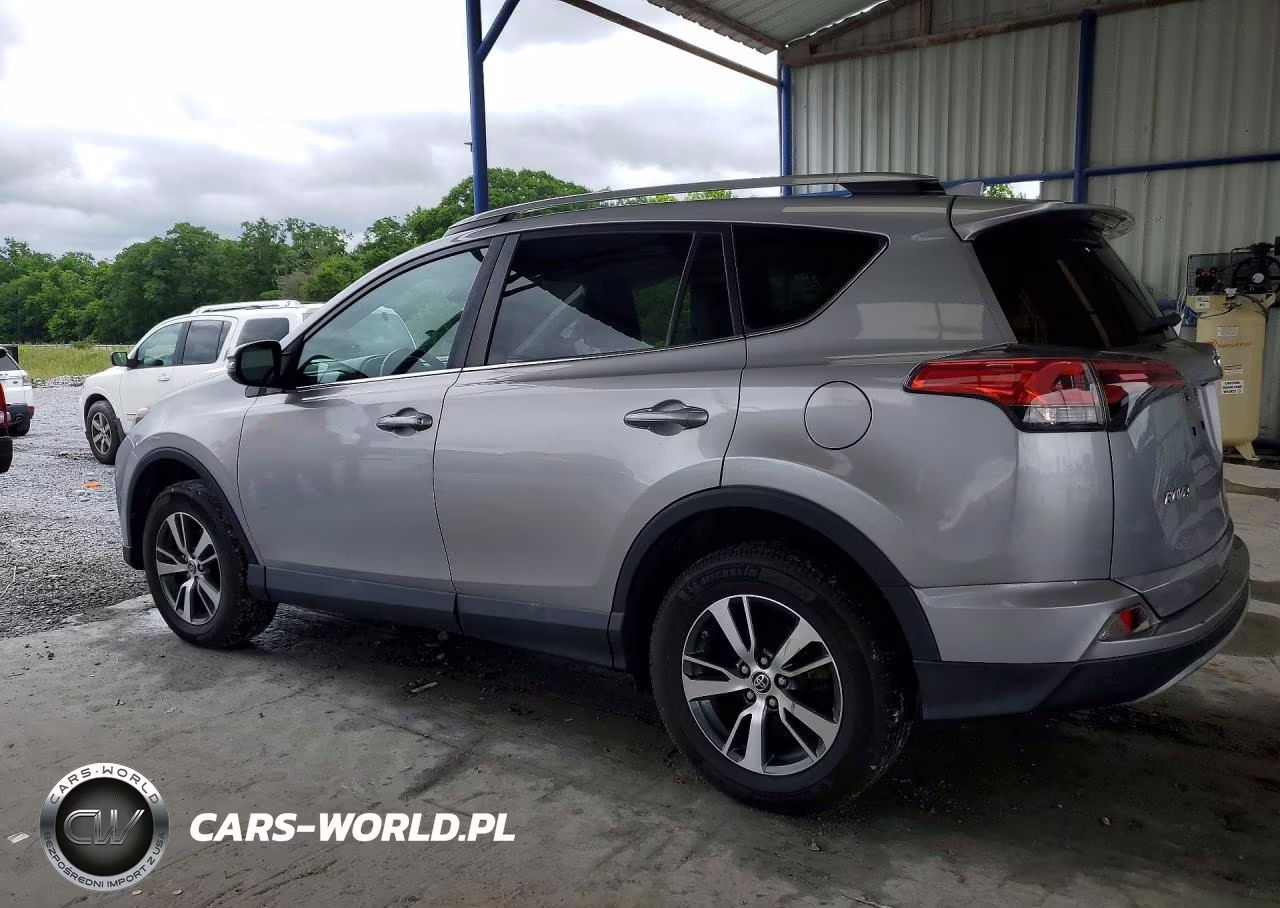 2017 Toyota Rav4 Xle VIN:2T3WFREV4HW394692 - 2