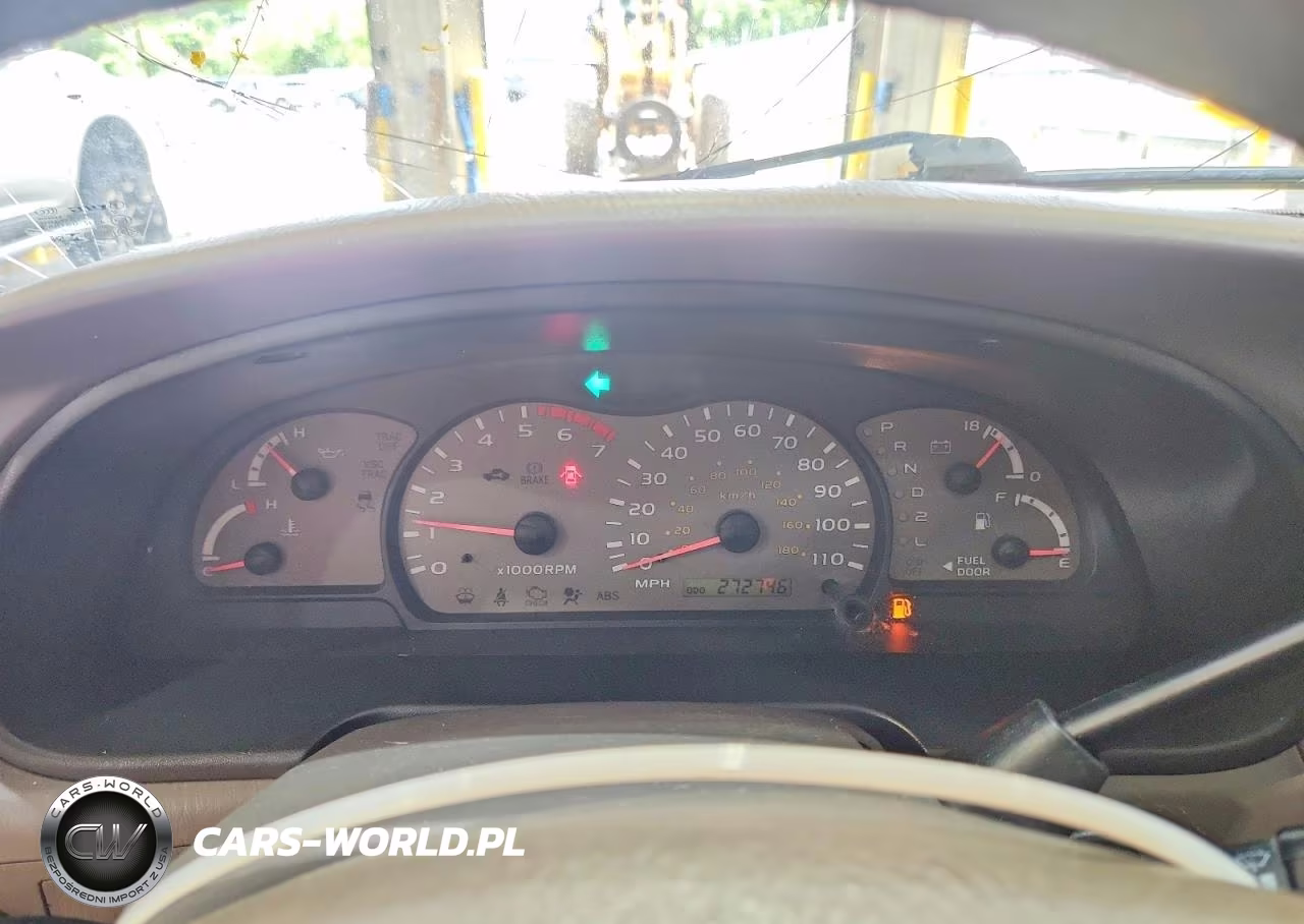 2002 Toyota Sequoia Limited VIN:5TDZT38A42S118548 - 9