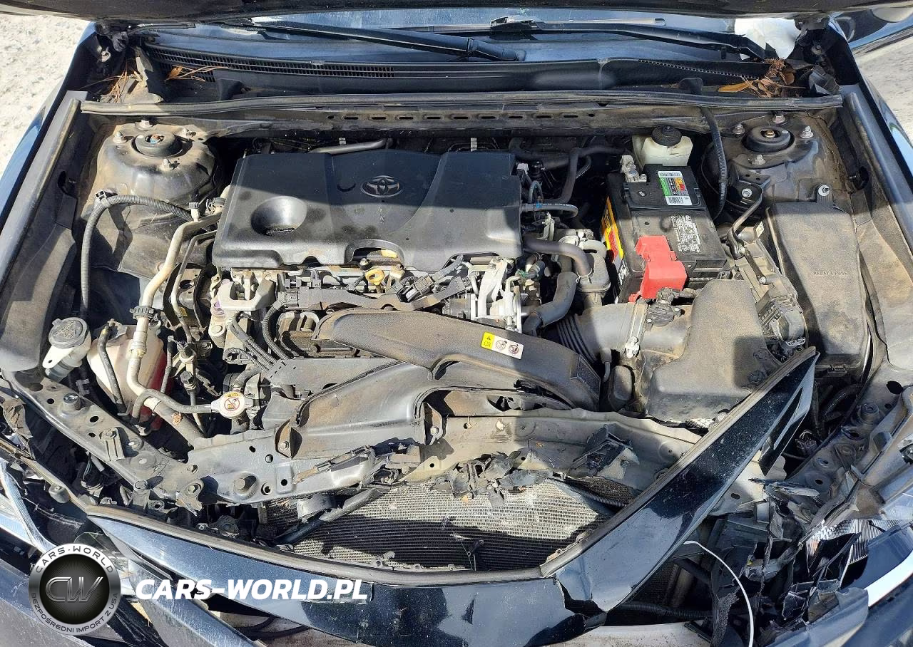 2018 Toyota Camry Le VIN:4T1B11HK2JU629671 - 11