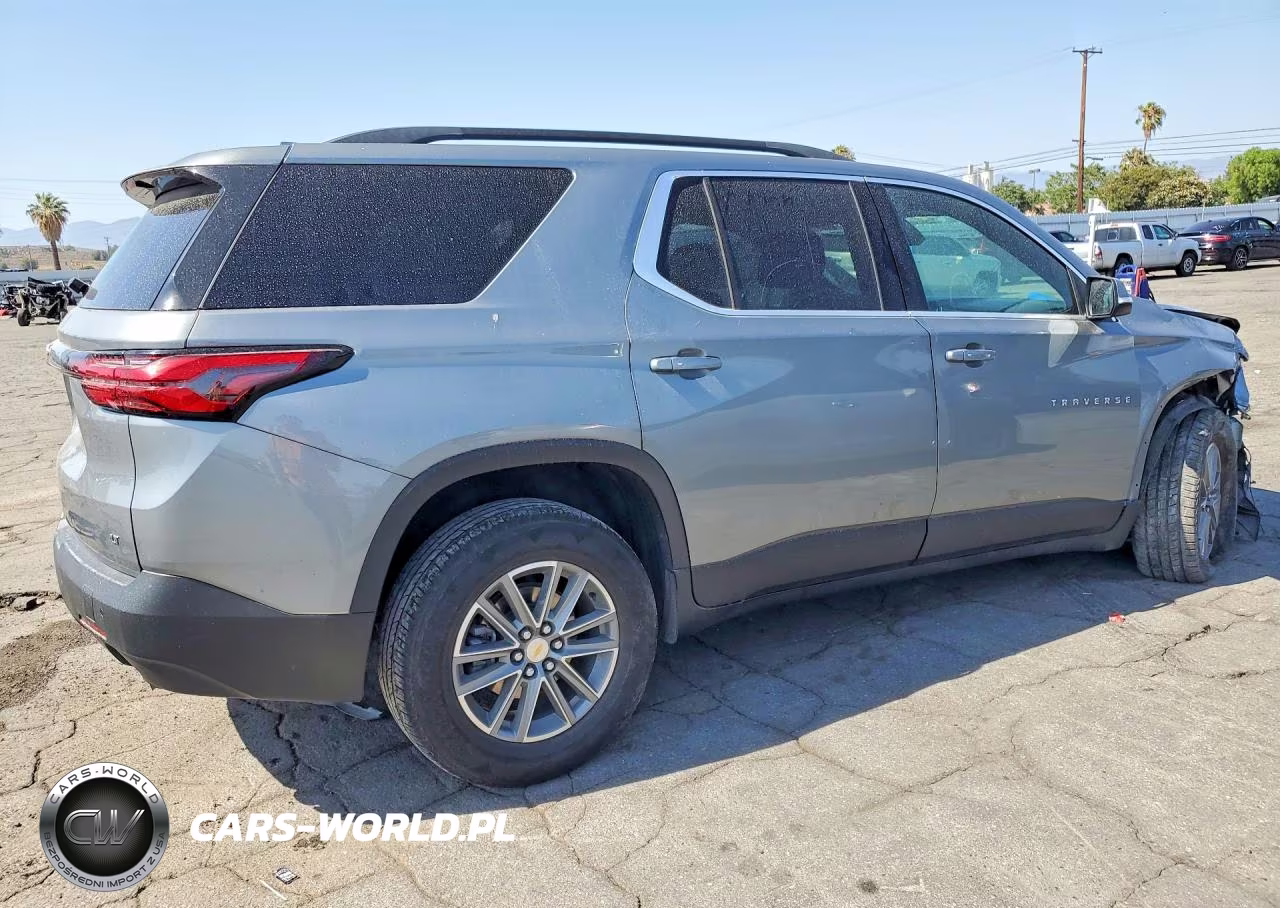 2023 Chevrolet Traverse Lt VIN:1GNERGKW1PJ145307 - 3