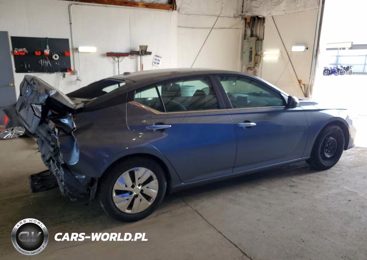 2020 Nissan Altima VIN:1N4BL4BV2LC240644 - 3