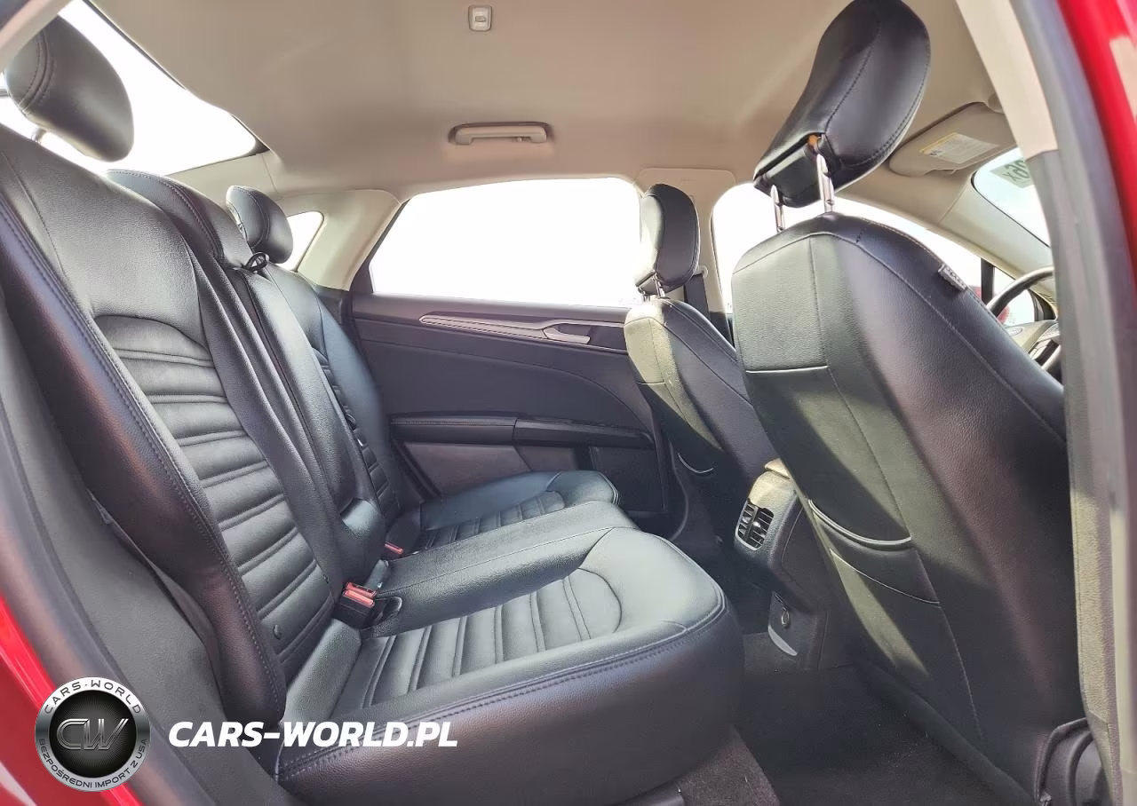 2020 Ford Fusion Se VIN:3FA6P0HD3LR105333 - 10