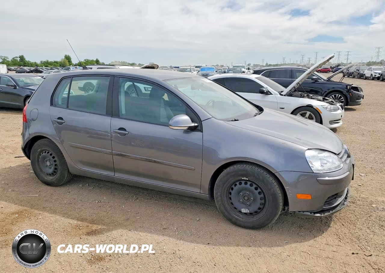 2008 Volkswagen Rabbit VIN:WVWCA71K48W069754 - 4