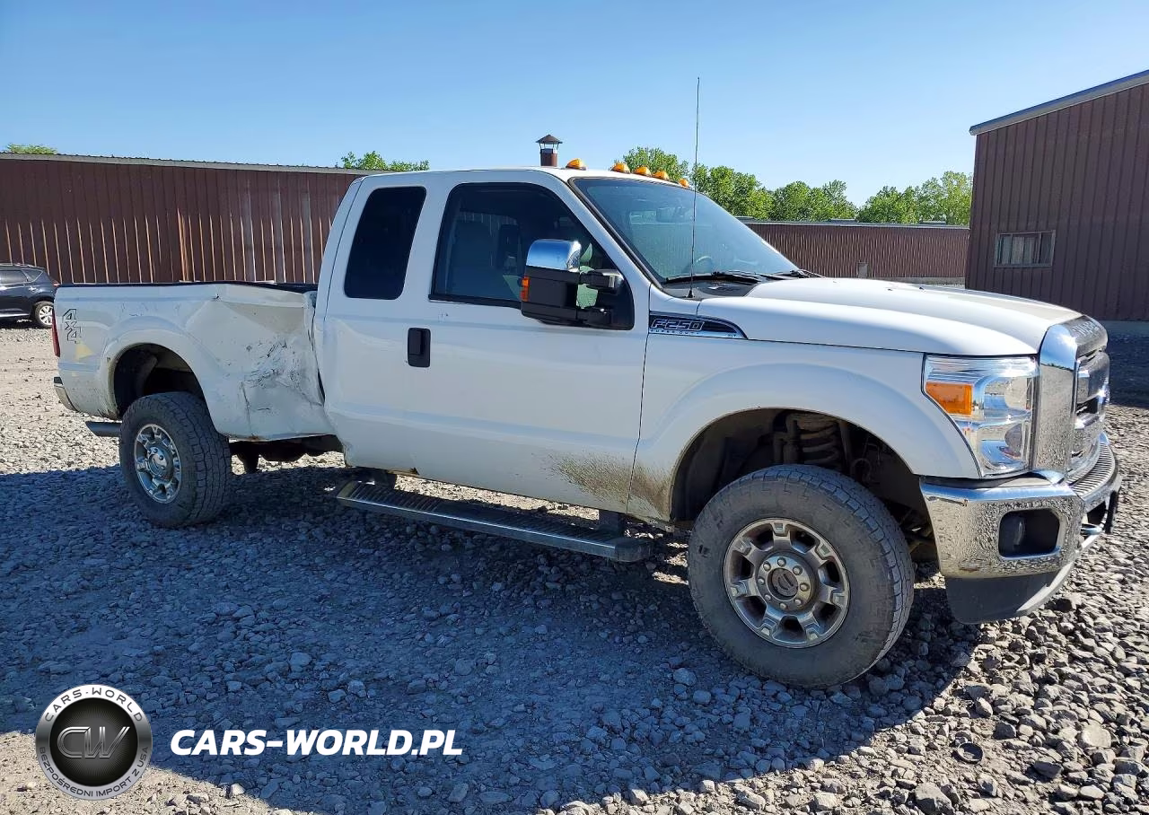 2015 Ford F250 Super Duty VIN:1FT7X2B60FEB76372 - 4
