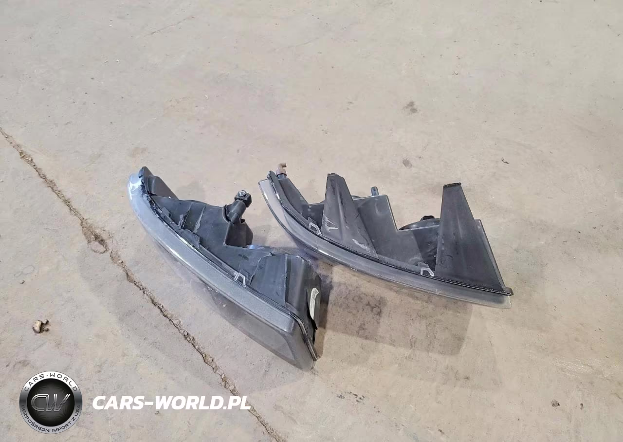 2024 Chevrolet Express 2500 Cargo Delivery Van VIN:1GCWGAFP2R1251903 - 13