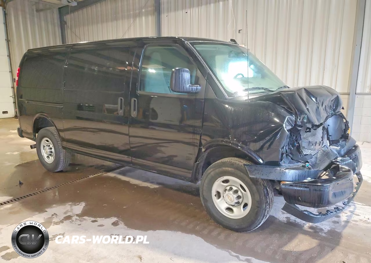 2024 Chevrolet Express 2500 Cargo Delivery Van VIN:1GCWGAFP2R1251903 - 4