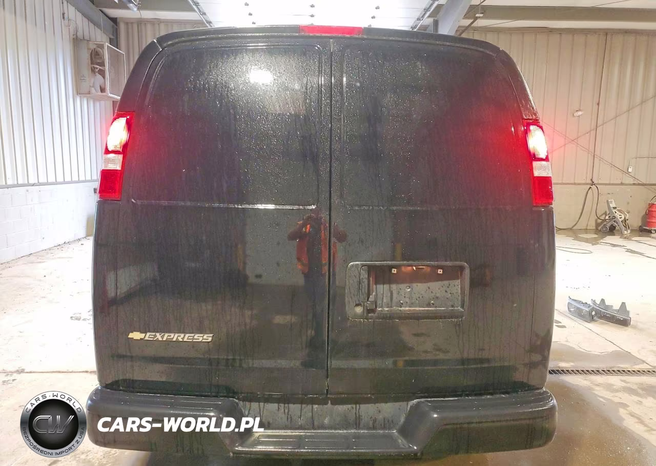 2024 Chevrolet Express 2500 Cargo Delivery Van VIN:1GCWGAFP2R1251903 - 6