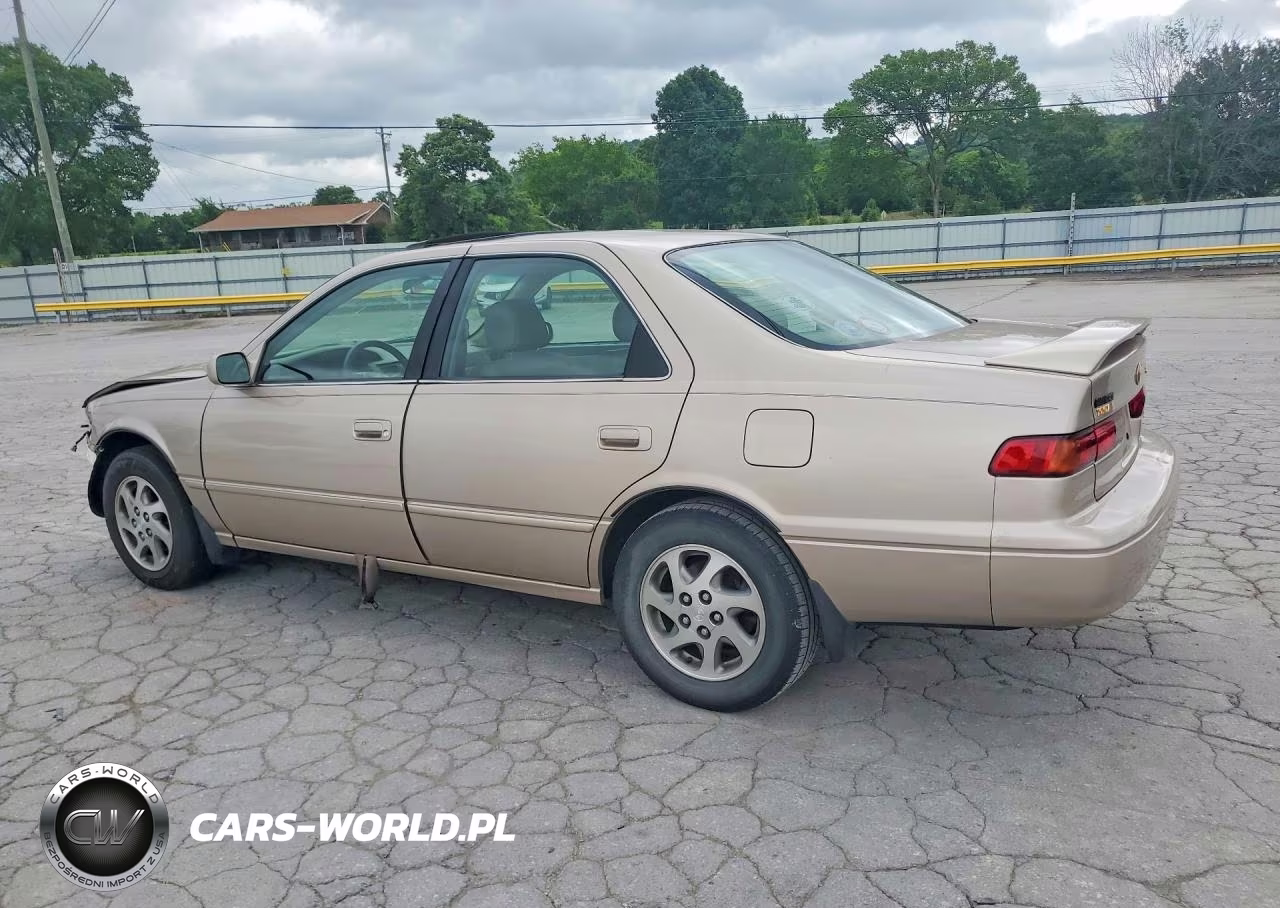 1998 Toyota Camry Xle V6 VIN:4T1BF28K8WU925681 - 2
