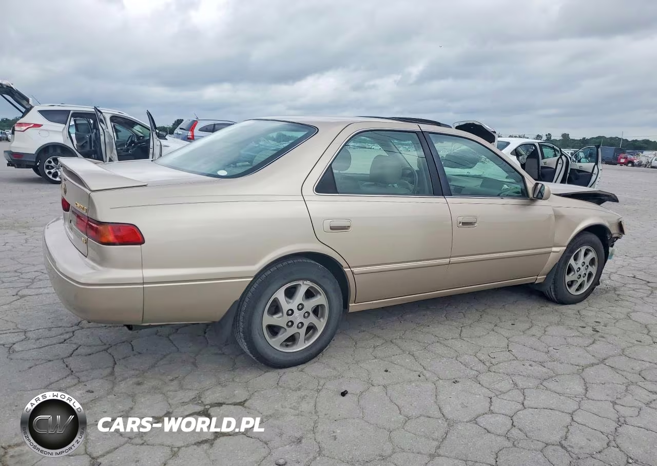 1998 Toyota Camry Xle V6 VIN:4T1BF28K8WU925681 - 3