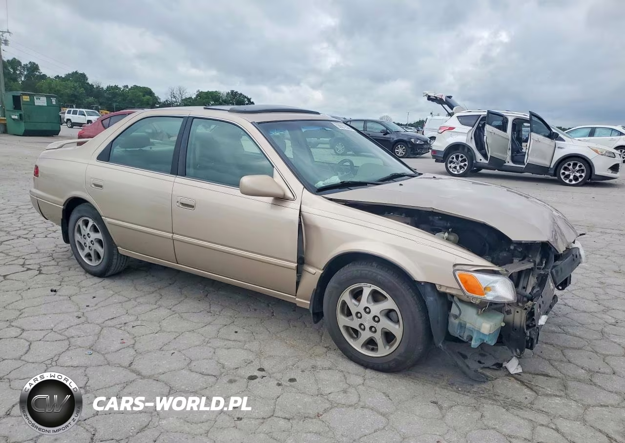 1998 Toyota Camry Xle V6 VIN:4T1BF28K8WU925681 - 4