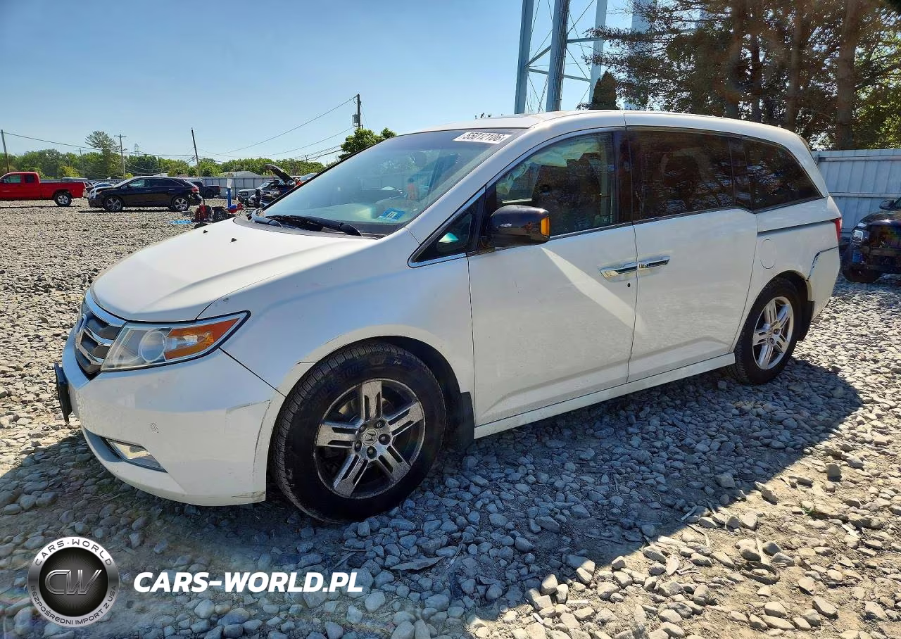 2012 Honda Odyssey Touring – zdjęcie 1 z 13