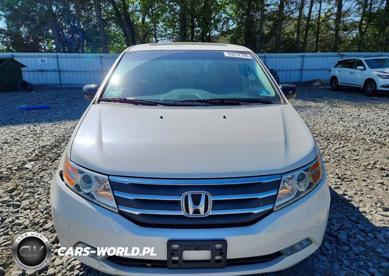 2012 Honda Odyssey Touring VIN:5FNRL5H90CB143292 - 5
