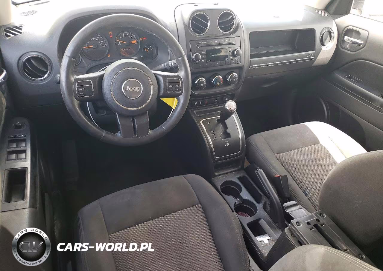 2015 Jeep Patriot Latitude VIN:1C4NJRFBXFD376609 - 8