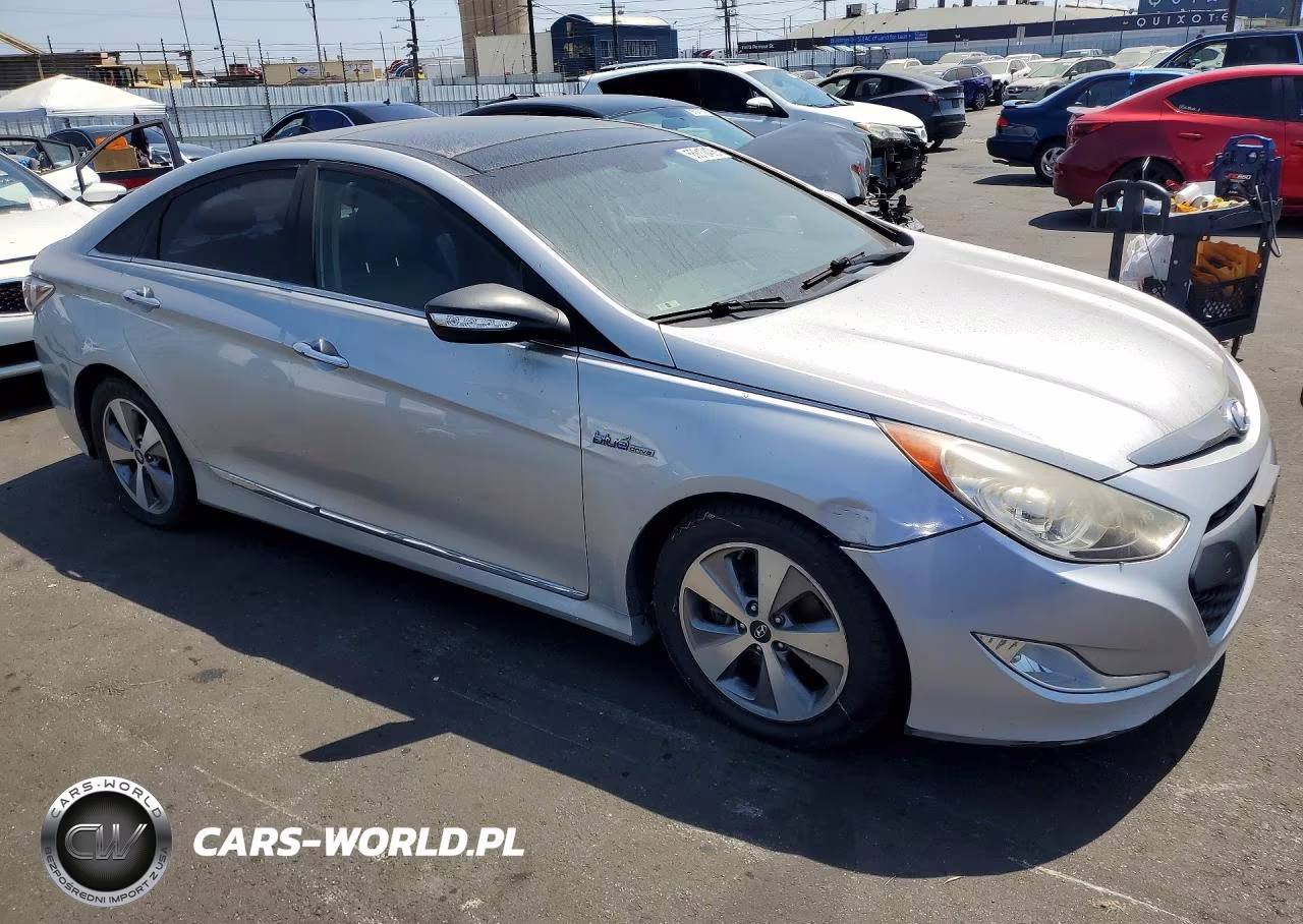 2011 Hyundai Sonata Hybrid VIN:KMHEC4A48BA018566 - 4
