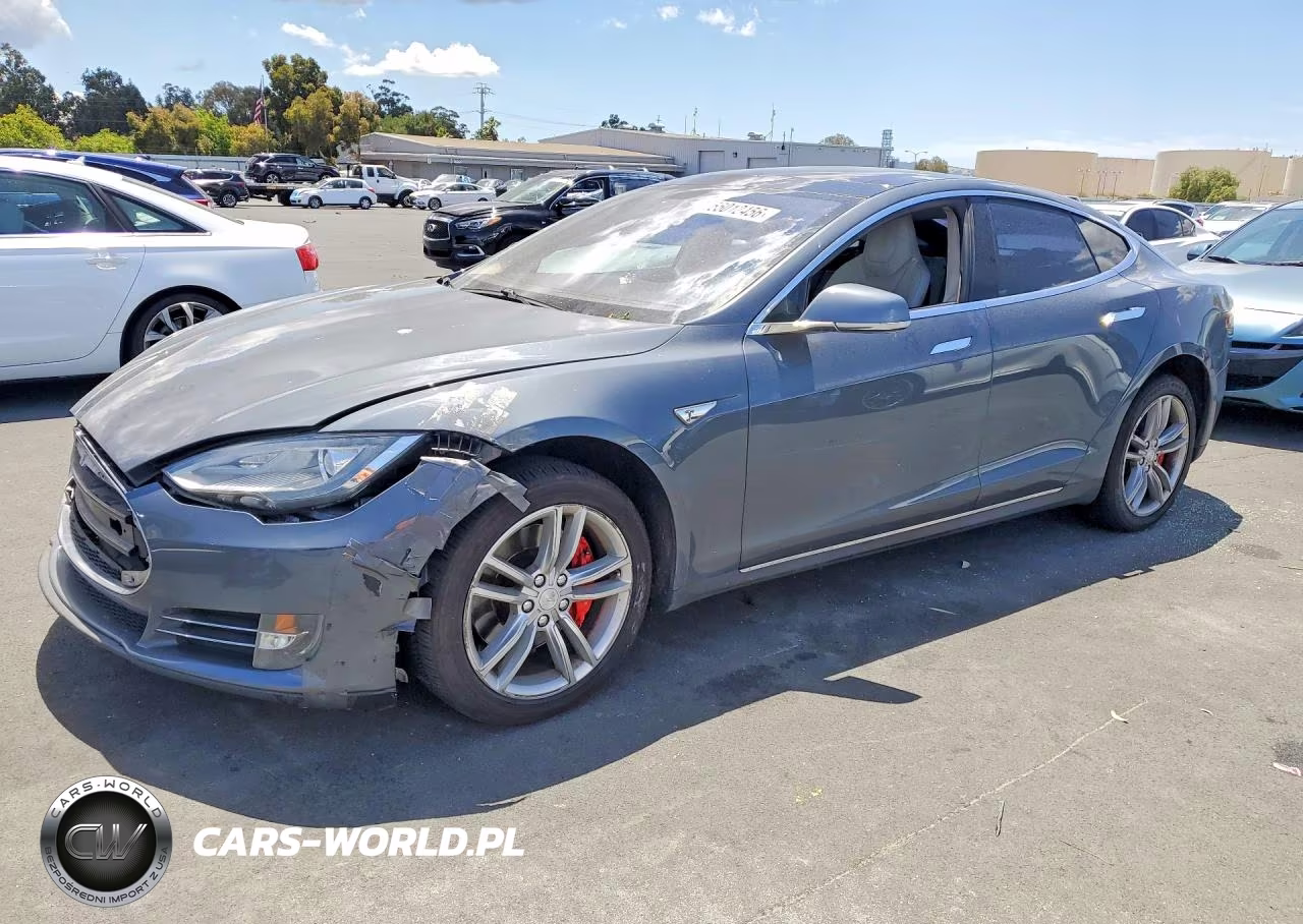 2013 Tesla Model S