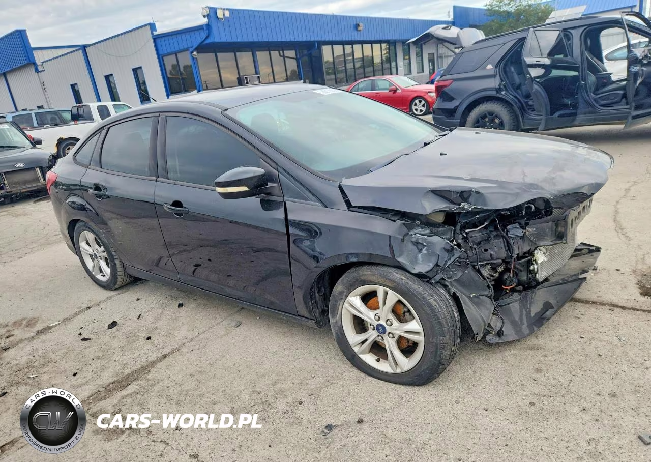 2013 Ford Focus Se VIN:1FADP3F2XDL318029 - 4