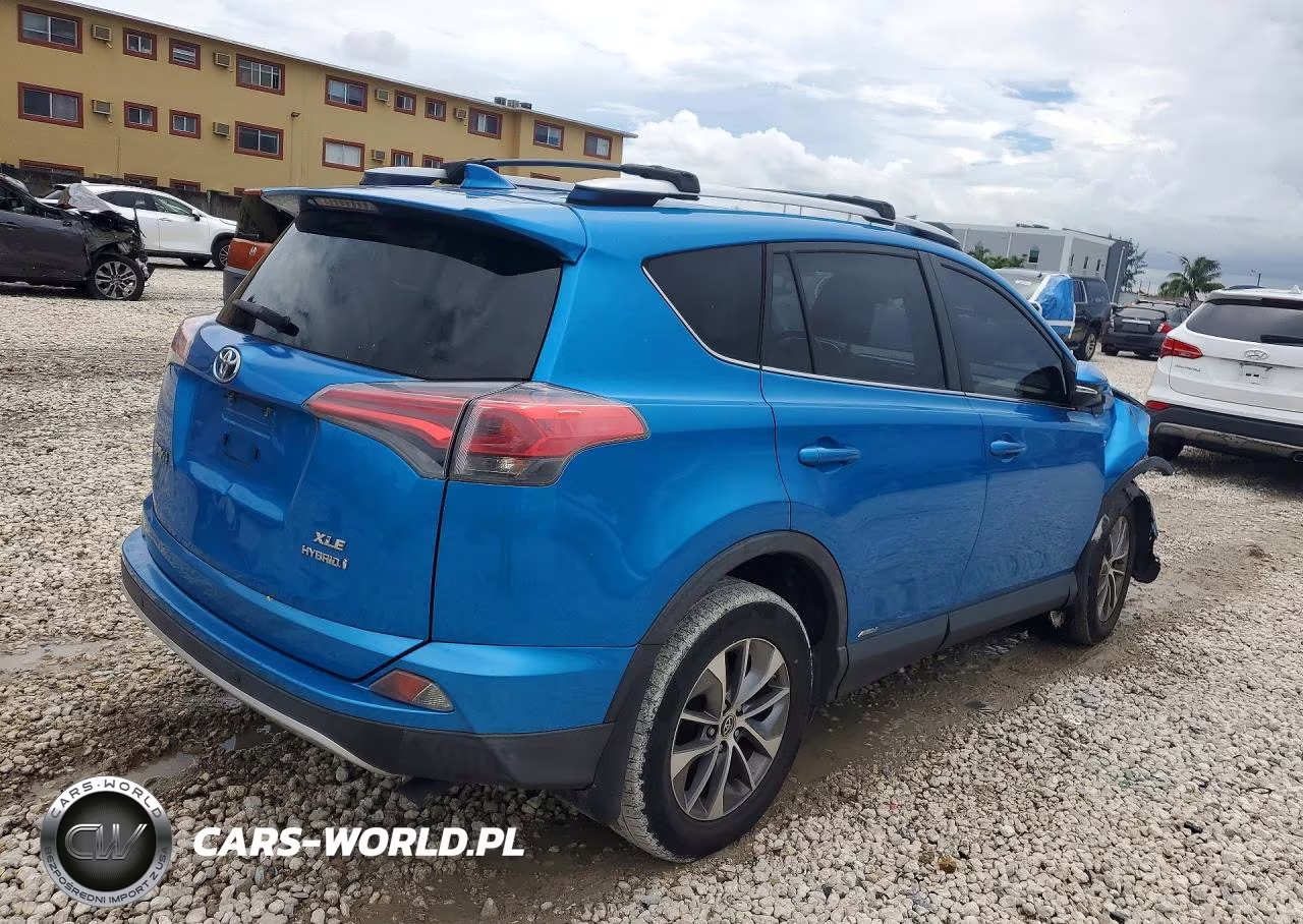 2016 Toyota Rav4 Hv Xle VIN:JTMRJREV5GD057388 - 3