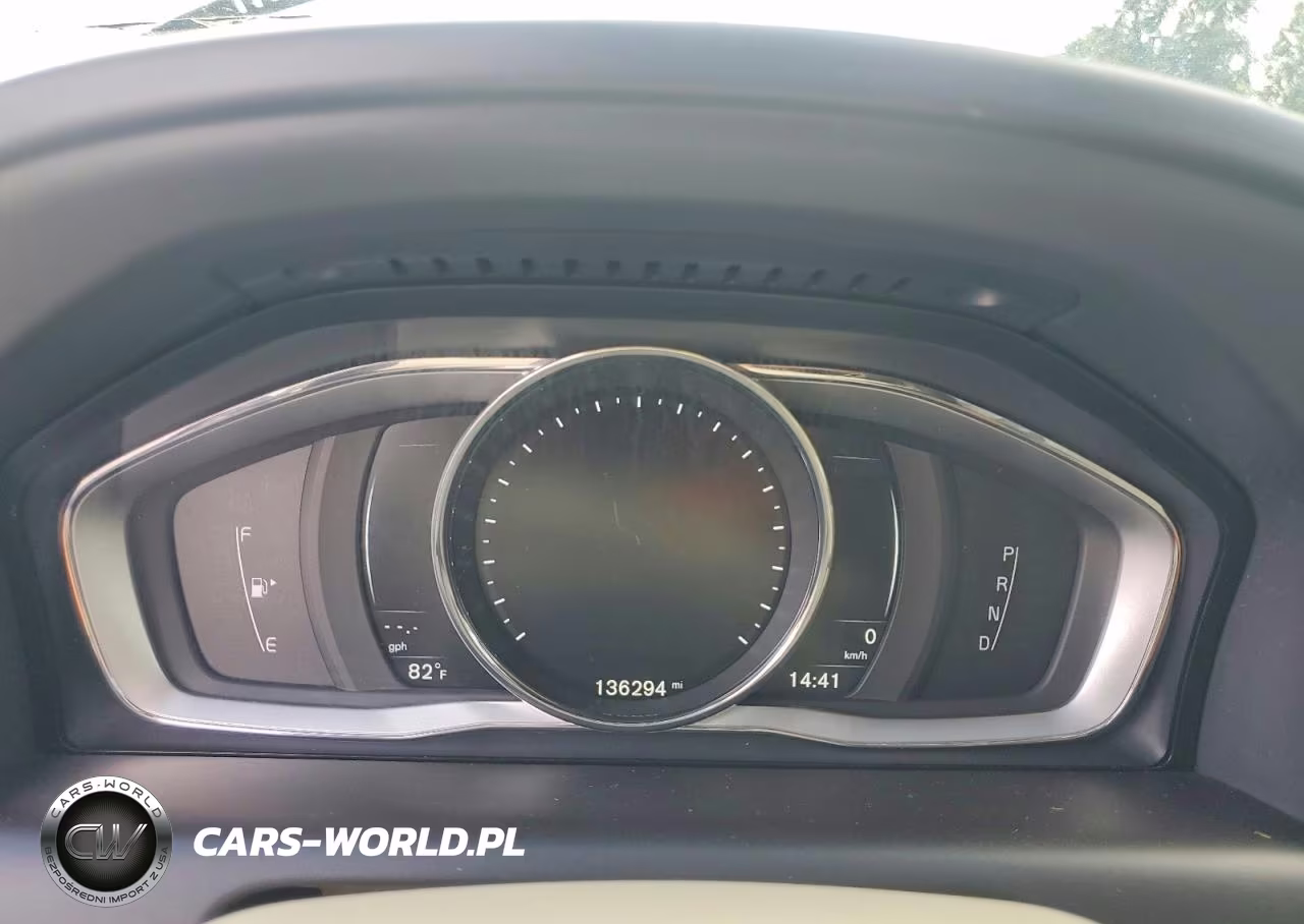 2016 Volvo Xc60 T5 Premier VIN:YV440MDK0G2823446 - 9