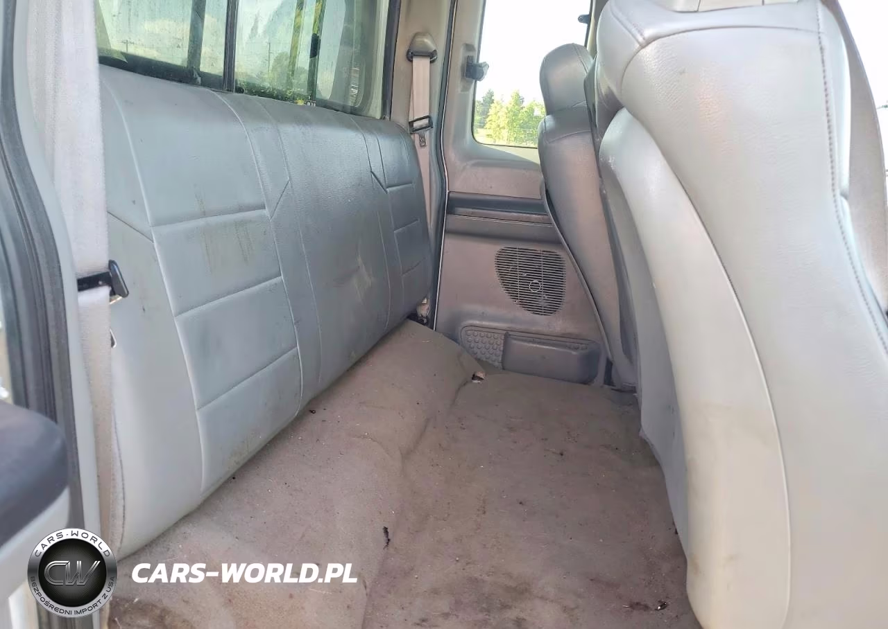 2007 Ford F250 Super Duty VIN:1FTSX21P77EA14504 - 10