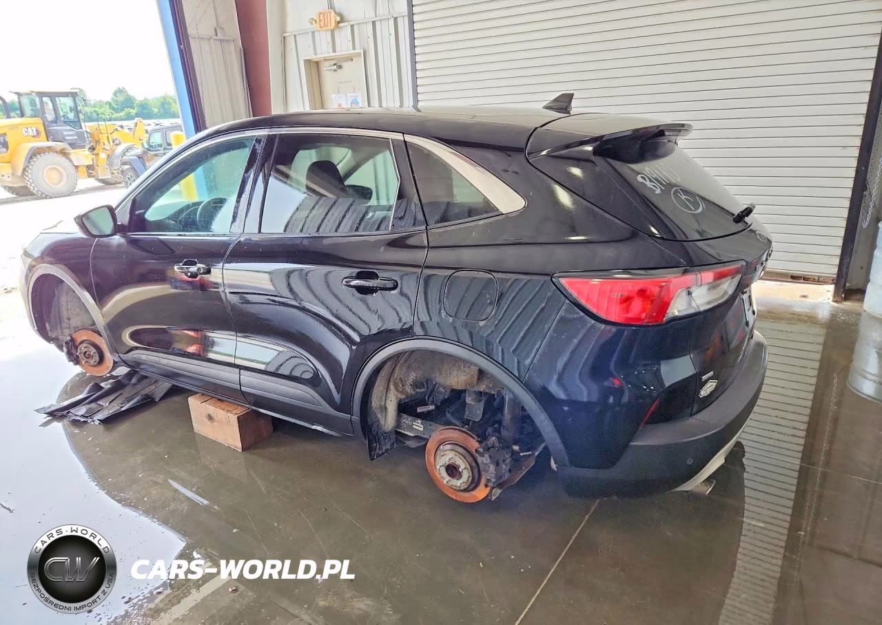 2020 Ford Escape Se VIN:1FMCU0G6XLUB19100 - 2