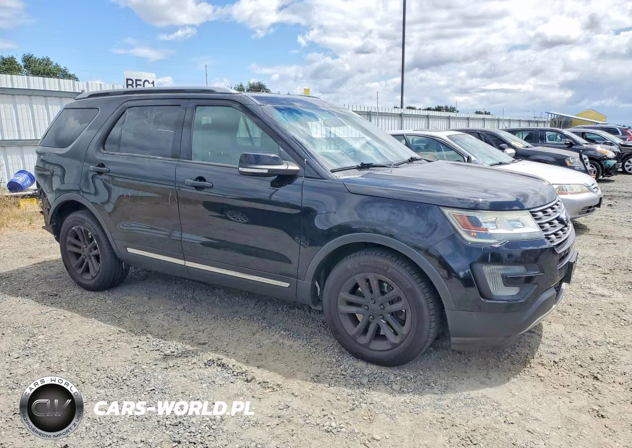 2016 Ford Explorer Xlt VIN:1FM5K7D84GGD28687 - 4