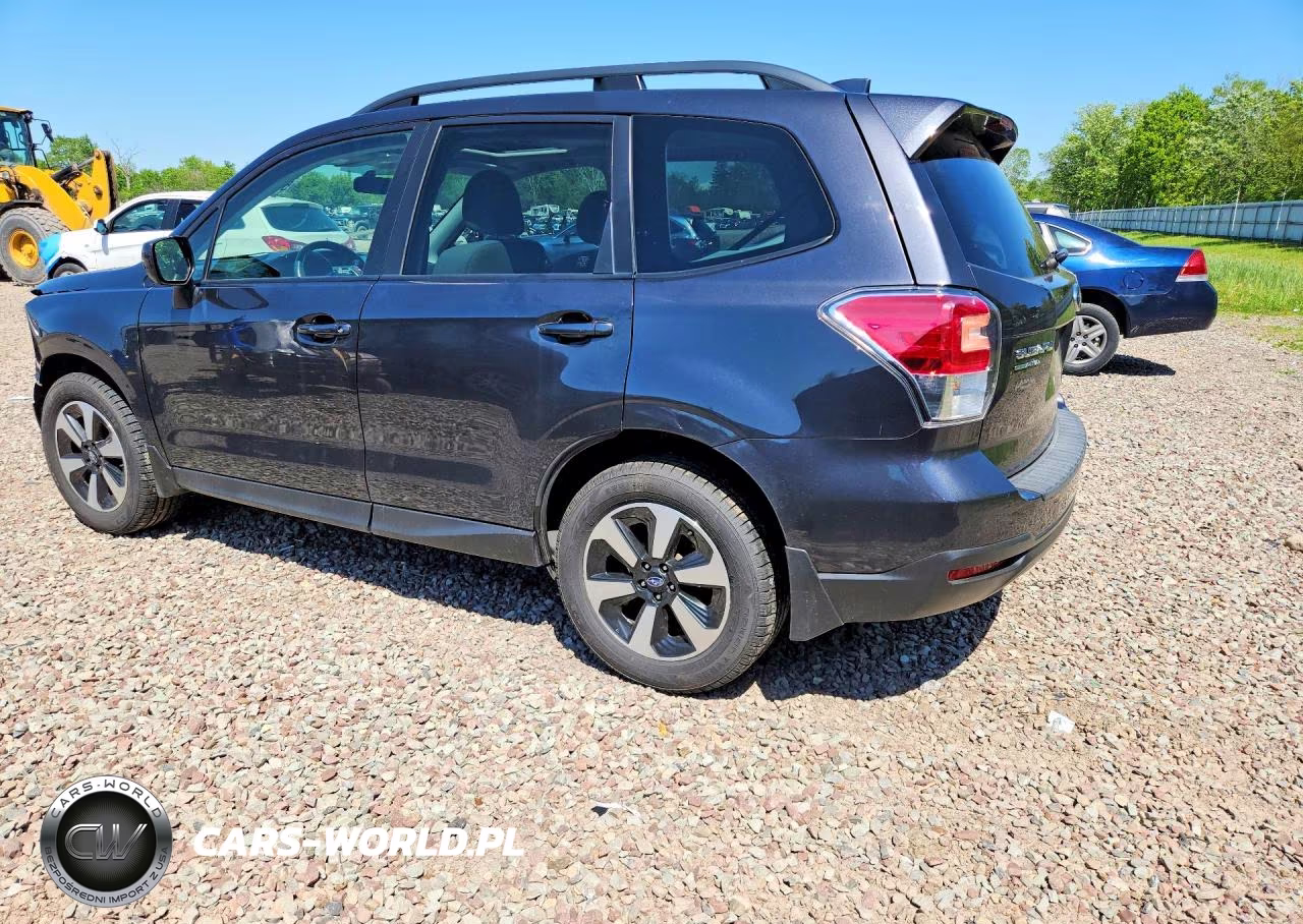 2018 Subaru Forester 2.5I Premium VIN:JF2SJAEC4JH475833 - 2