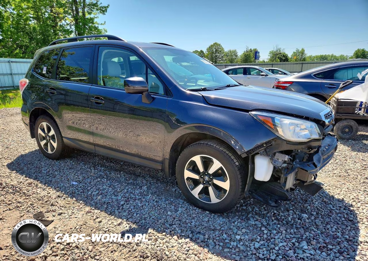 2018 Subaru Forester 2.5I Premium VIN:JF2SJAEC4JH475833 - 4