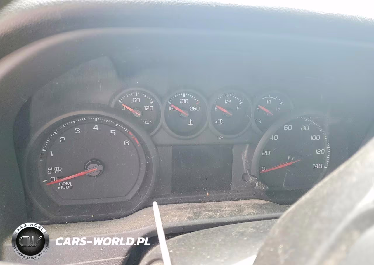 2024 Chevrolet Silverado K1500 Custom VIN:1GCPDBEK9RZ252038 - 9