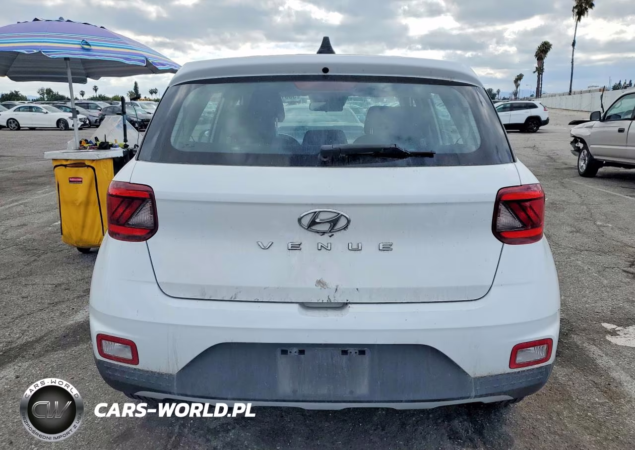2021 Hyundai Venue Se VIN:KMHRB8A38MU112015 - 6