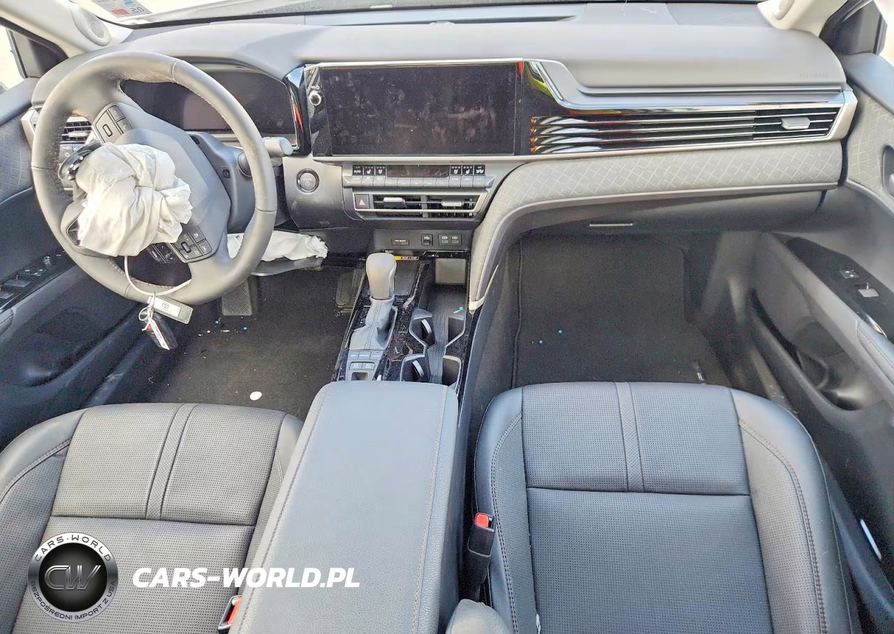 2026 Toyota Camry Xle VIN:4T1DBADK9TU057593 - 8