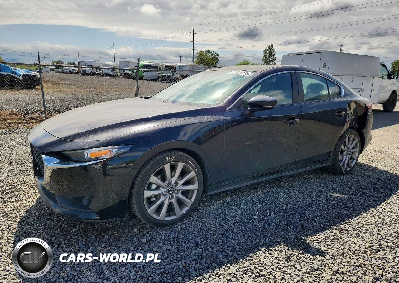 2021 Mazda 3 Select