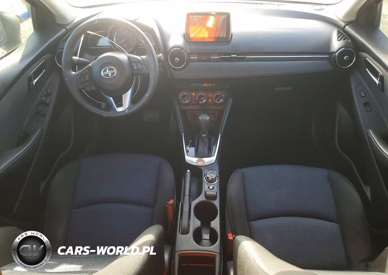 2016 Scion Ia Base VIN:3MYDLBZV0GY108607 - 8