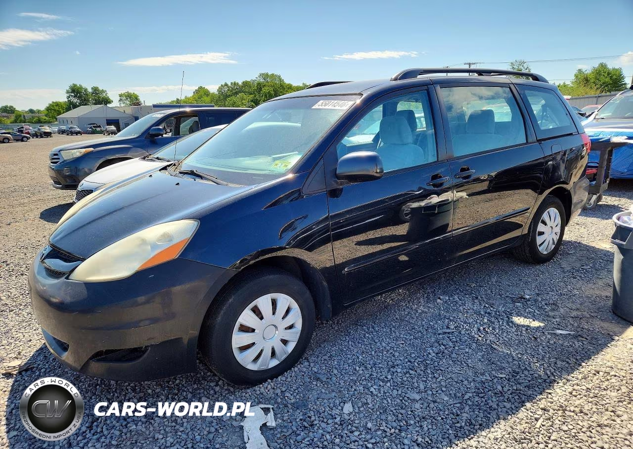 2010 Toyota Sienna Ce 7-Passenger