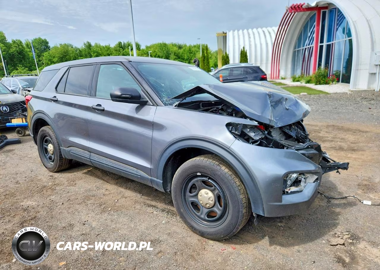 2023 Ford Explorer Police Interceptor VIN:1FM5K8AB7PGC07786 - 4