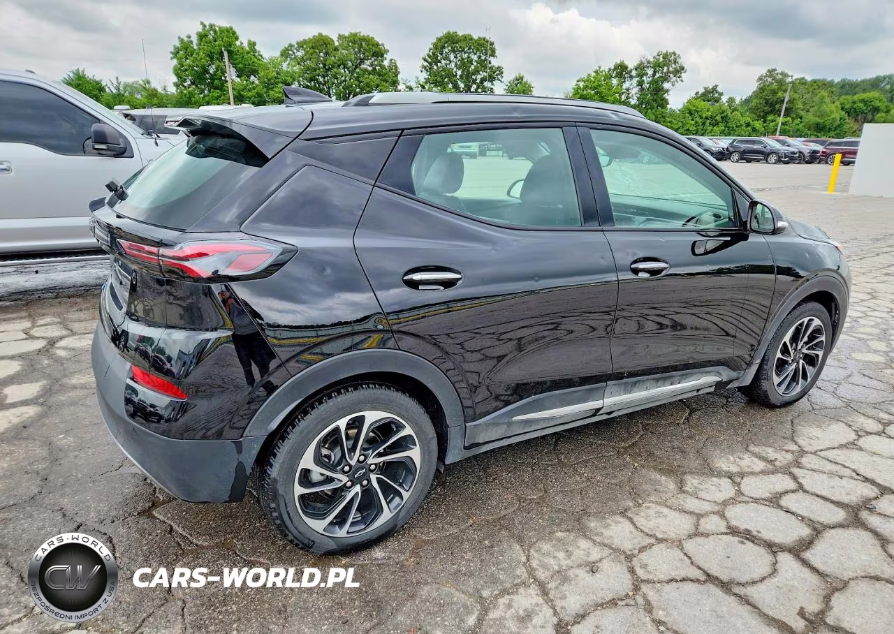 2023 Chevrolet Bolt Euv Premier VIN:1G1FZ6S00P4205877 - 3