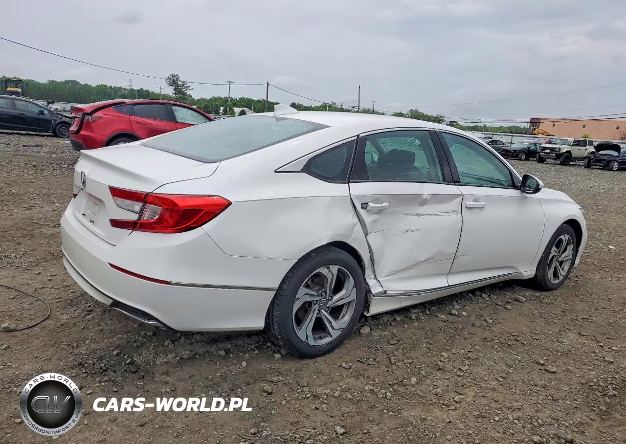 2018 Honda Accord Ex VIN:1HGCV1F4XJA032837 - 3
