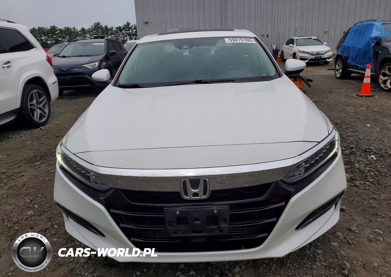 2018 Honda Accord Ex VIN:1HGCV1F4XJA032837 - 5