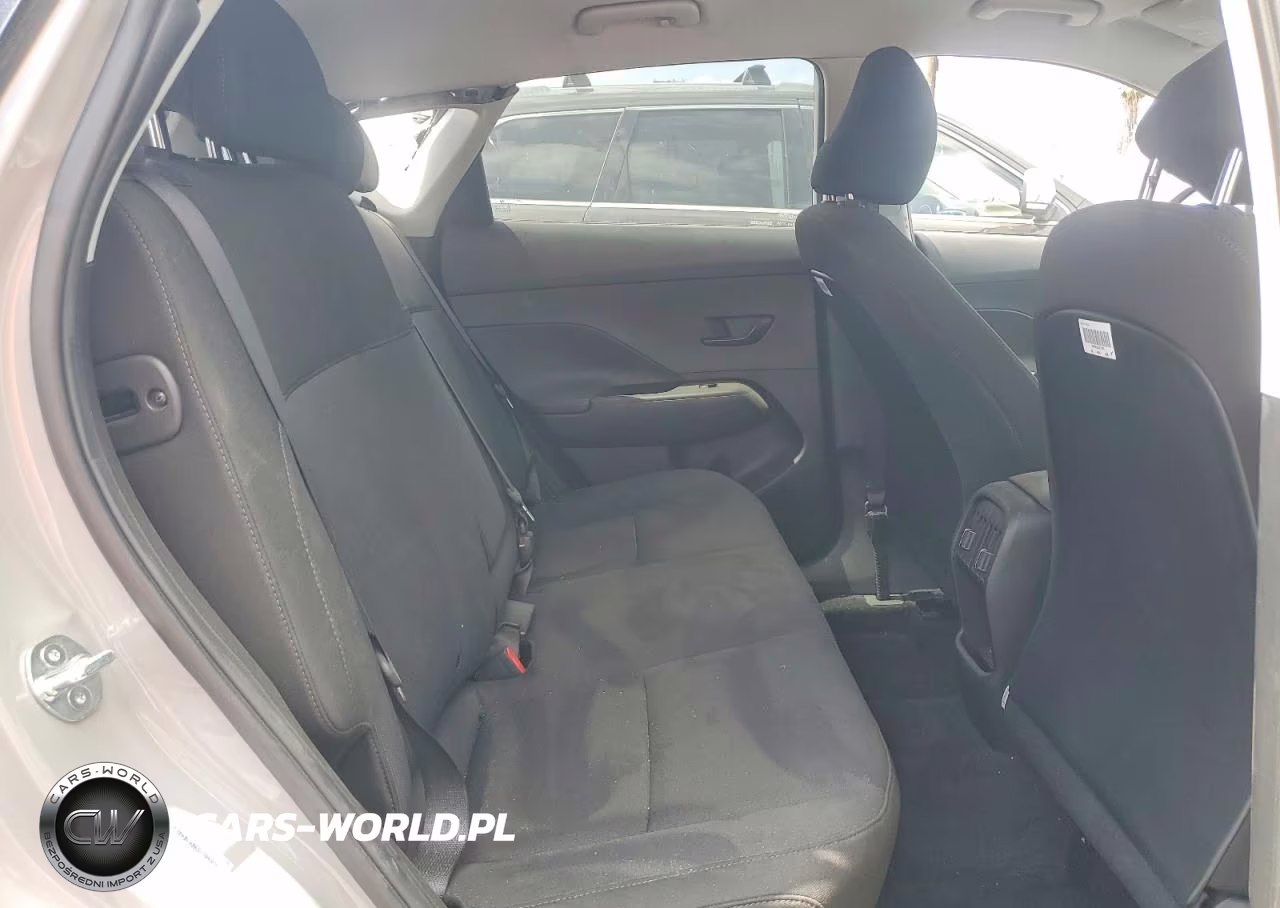 2025 Hyundai Kona Sel VIN:KM8HBCAB6SU305976 - 11