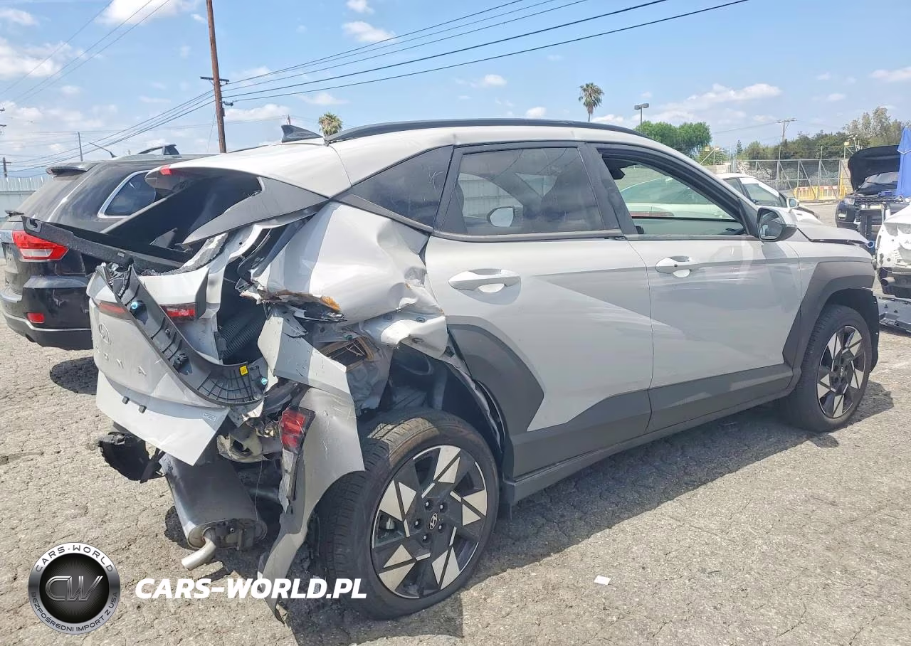 2025 Hyundai Kona Sel VIN:KM8HBCAB6SU305976 - 3