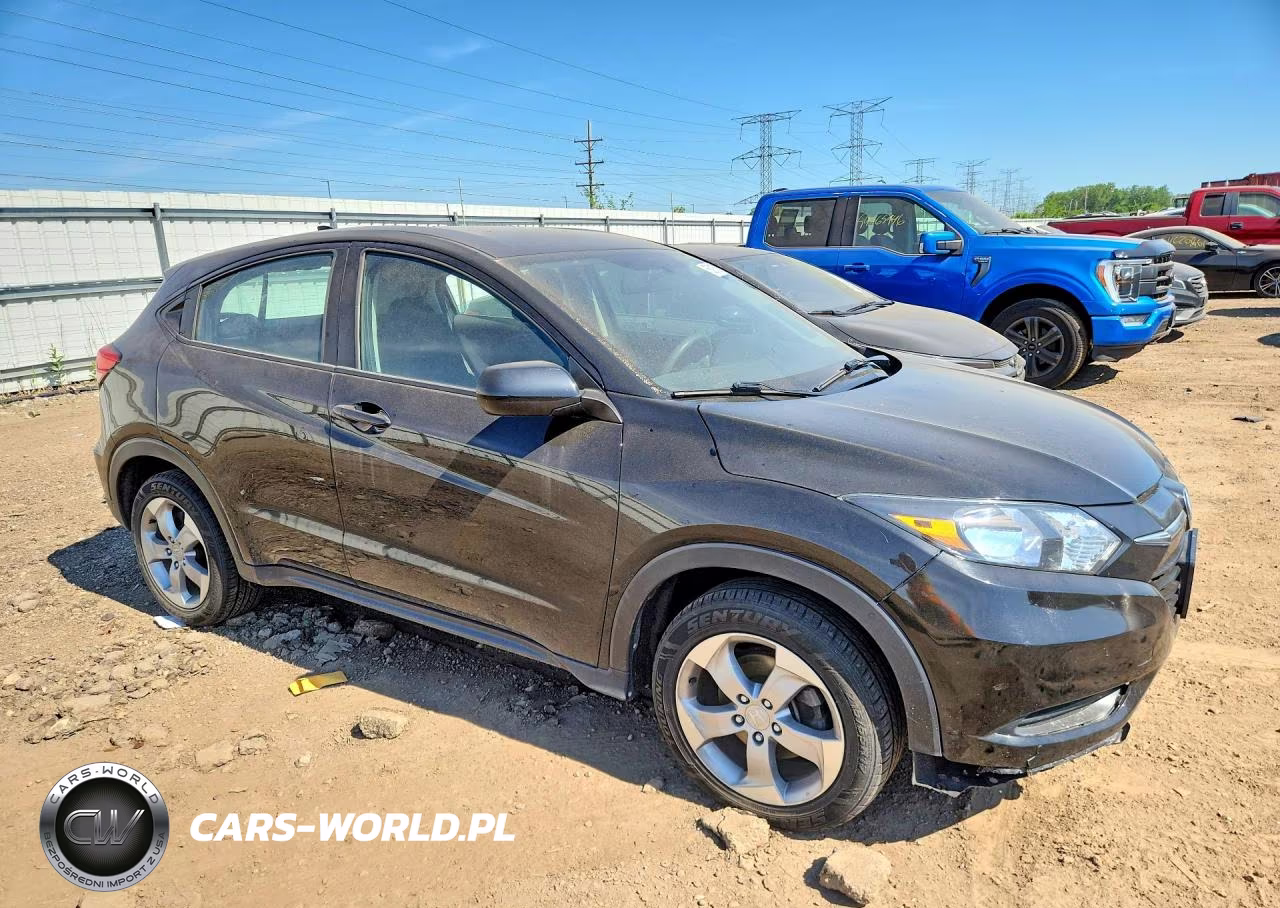 2017 Honda Hr-V Lx VIN:3CZRU6H37HG705313 - 4